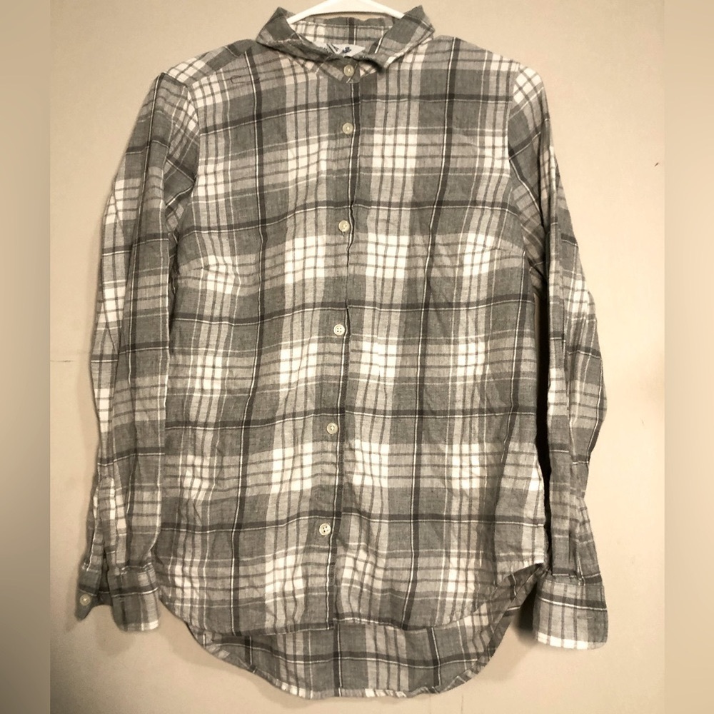 Medium Light Gray Women’s Button Up Flannel